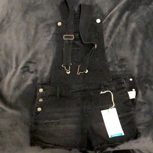 3/$25 Black jean overalls